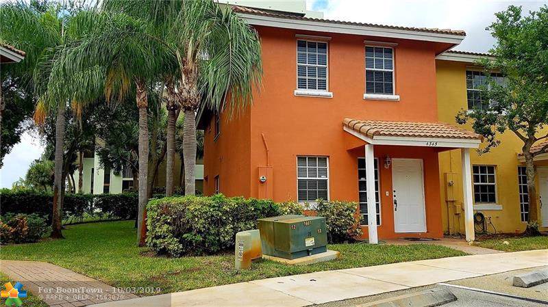 4345 69th Terrace - Photo 1