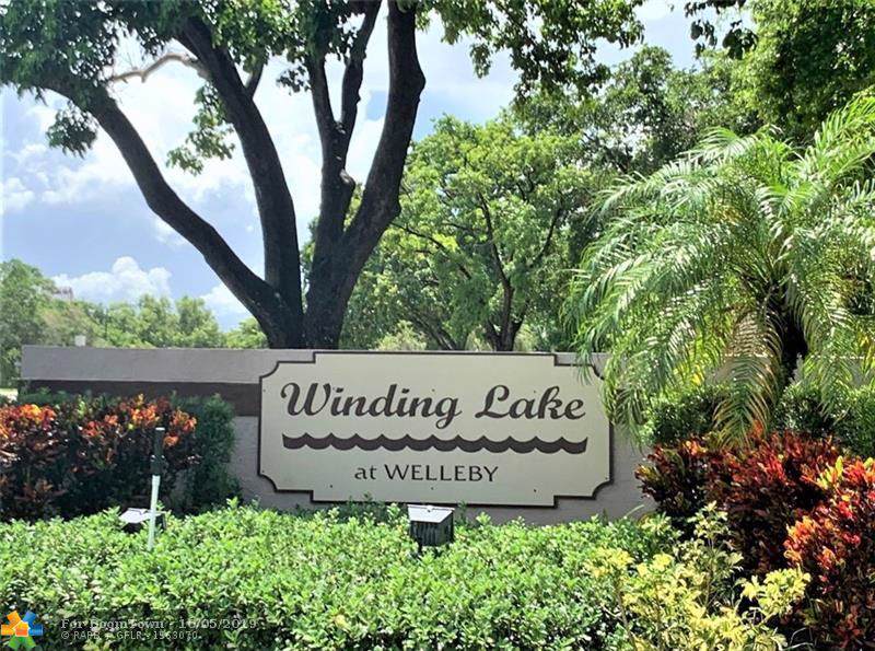 10007 Winding Lake Rd - Photo 1