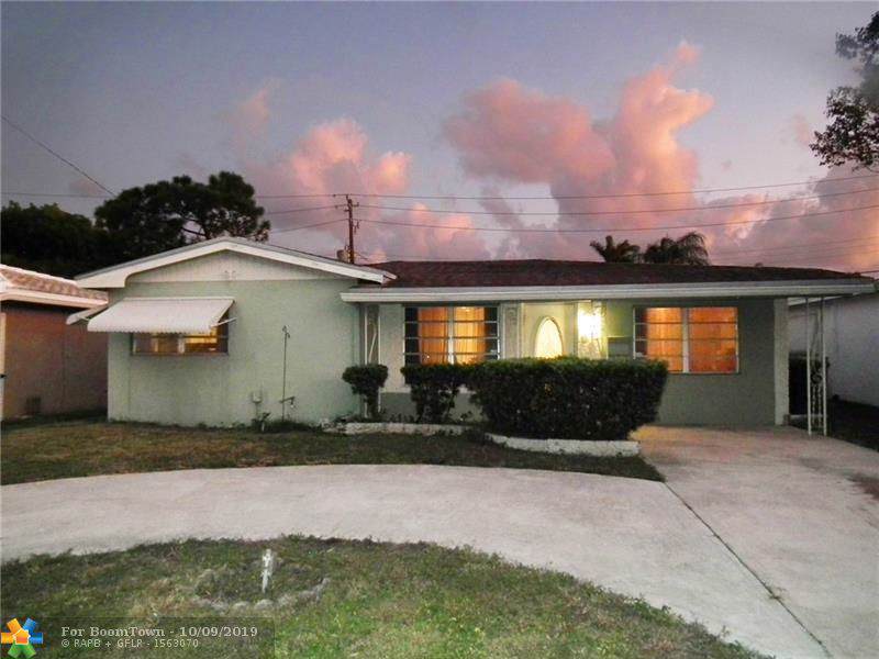 90 48th Ct - Photo 1