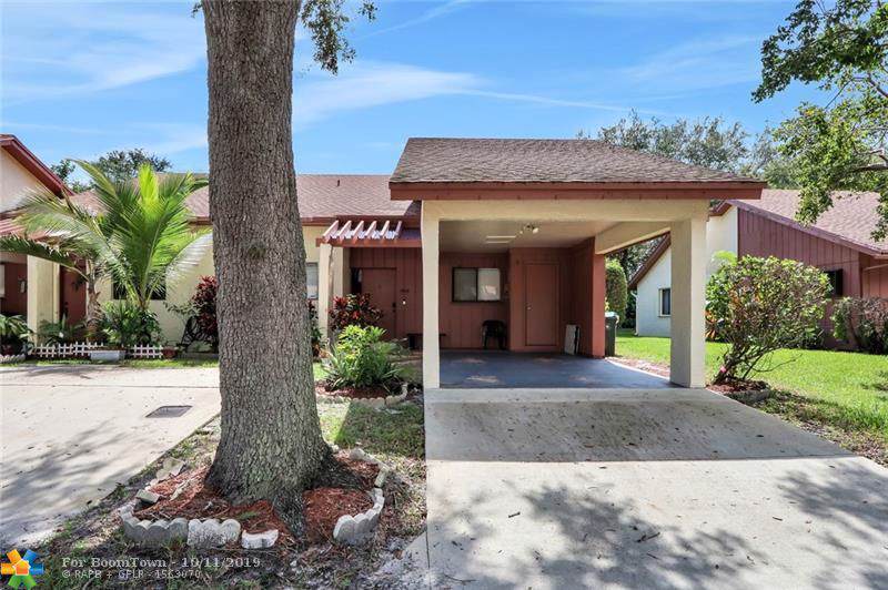 1824 Tamarind Ln - Photo 1