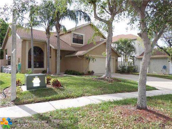 23019 Sunfield Dr - Photo 1