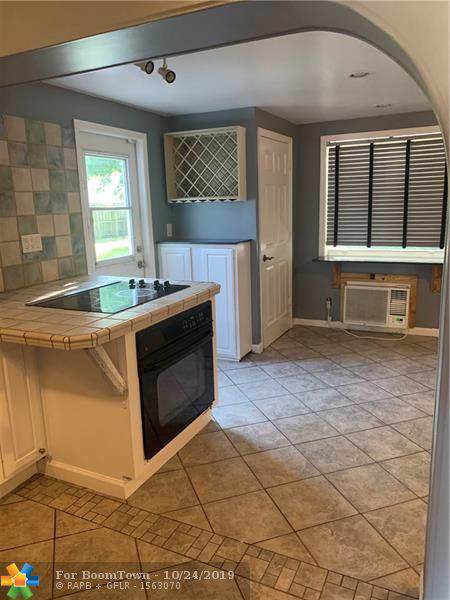 1023 2nd Ave - Photo 1