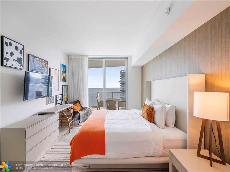 4111 Ocean Dr - Photo 1
