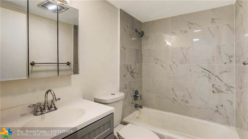 3280 Lake Osborne Dr - Photo 1