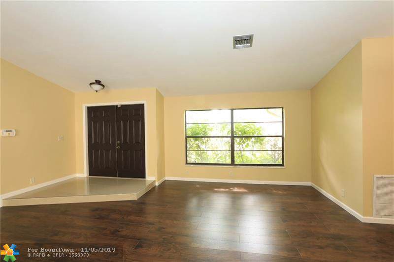 7131 49th Ct - Photo 1