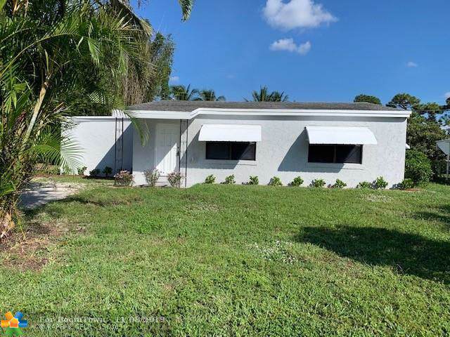 4795 Clinton Blvd - Photo 1