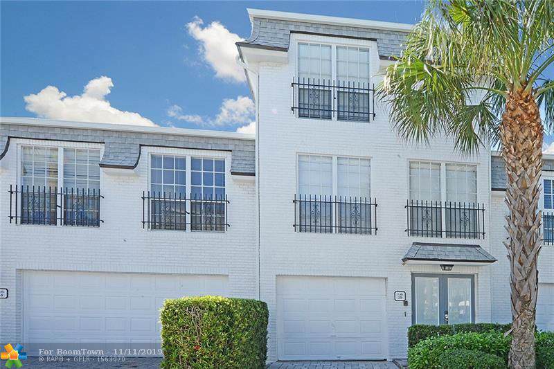 1194 Hillsboro Mile - Photo 1