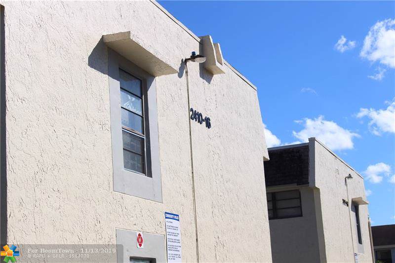 2410 52nd Ave - Photo 1