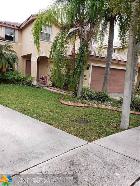 17602 32nd St - Photo 1