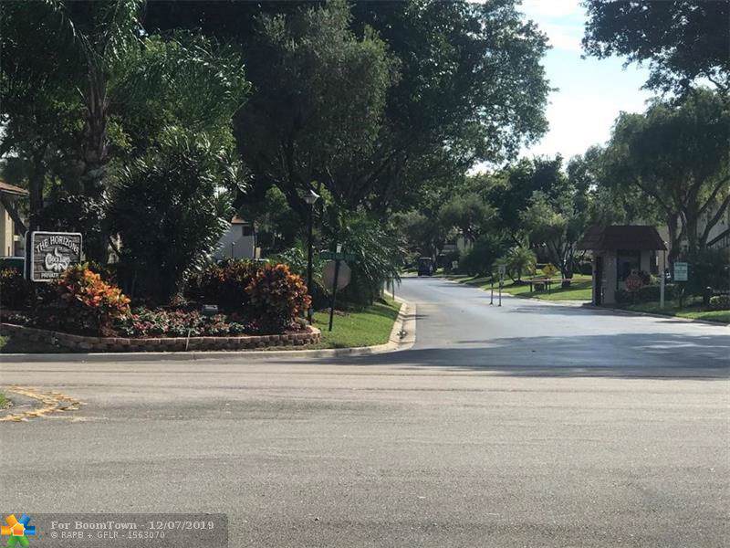 8383 Cypress Ln - Photo 1