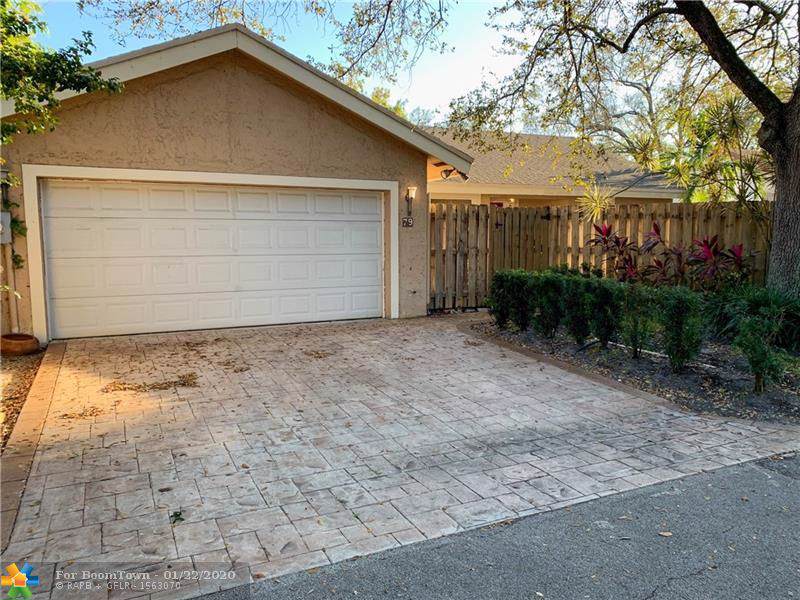 79 Forest Cir - Photo 1