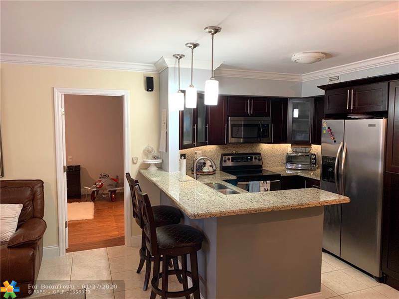 704 2nd Ave - Photo 1