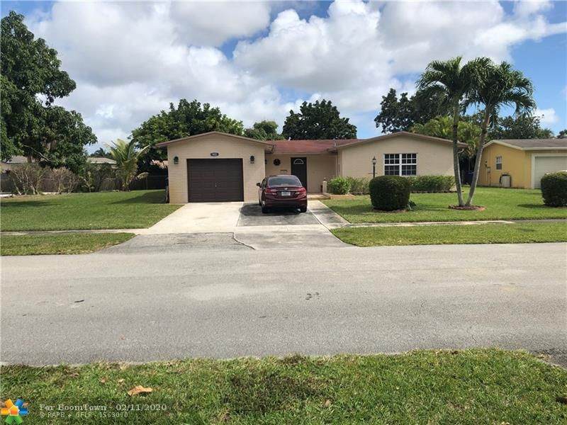 922 69th Ave - Photo 1