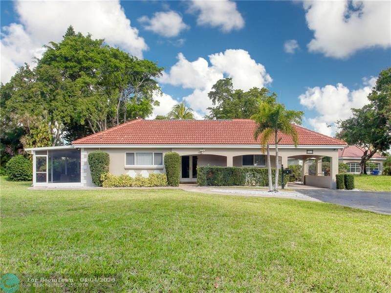 2915 Palm Aire Dr - Photo 1 2915 Palm Aire Dr - Photo 1