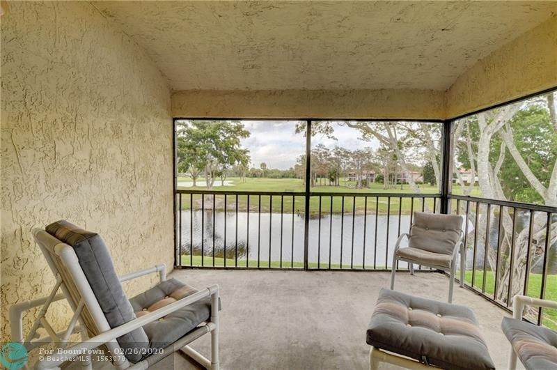 9292 Vista Del Lago - Photo 1