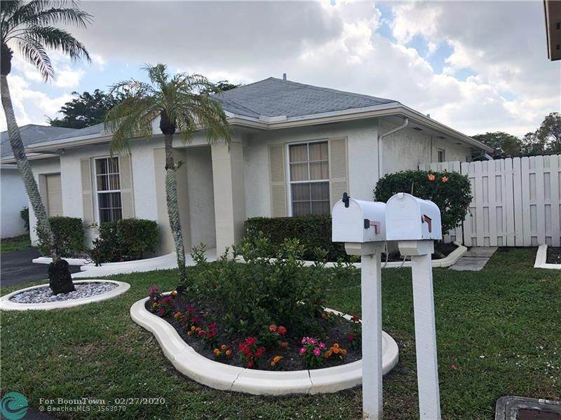 5910 Woodland Point Pl - Photo 1