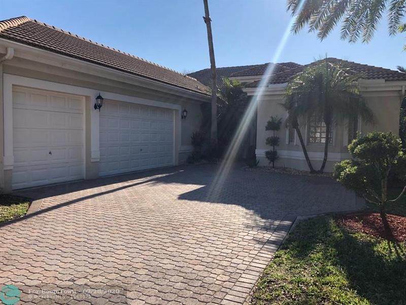 6228 125TH AVE - Photo 1
