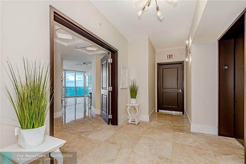 3101 Ocean Dr - Photo 1