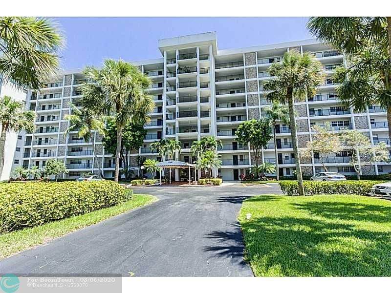 3050 Palm Aire Dr - Photo 1