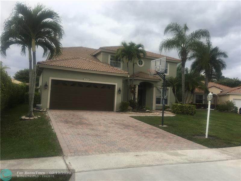21799 Sugarberry Cir - Photo 1