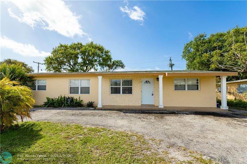 341 16th Way - Photo 1