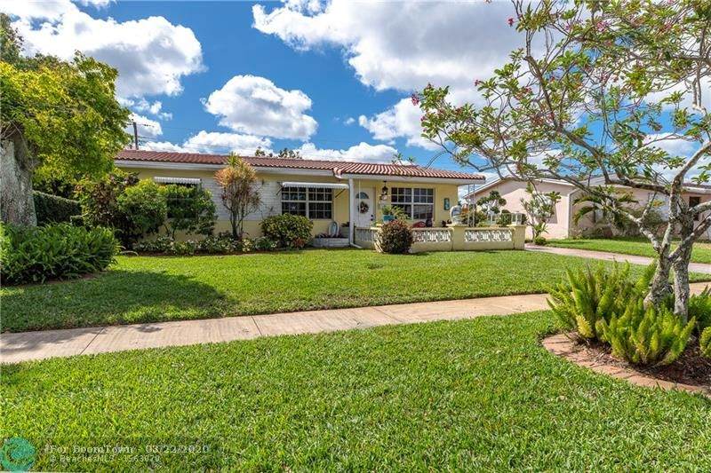 512 70th Way - Photo 1