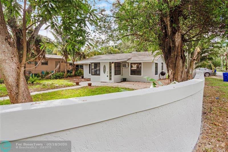 1836 22nd St - Photo 1
