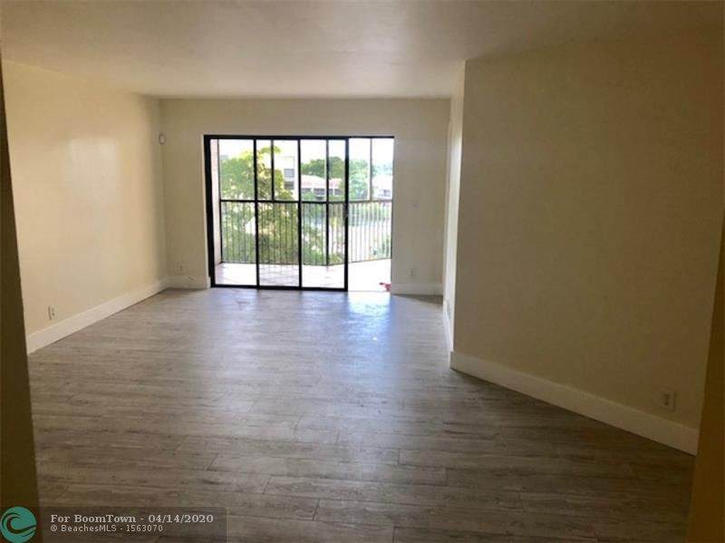 6475 Oakland Park Bl - Photo 1