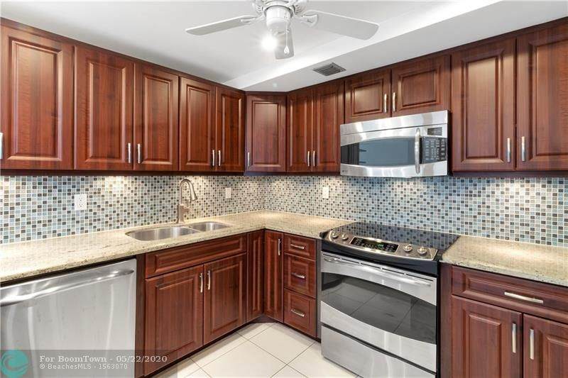7041 Environ Blvd - Photo 1