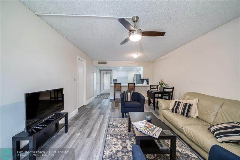 9101 Lime Bay Blvd - Photo 1