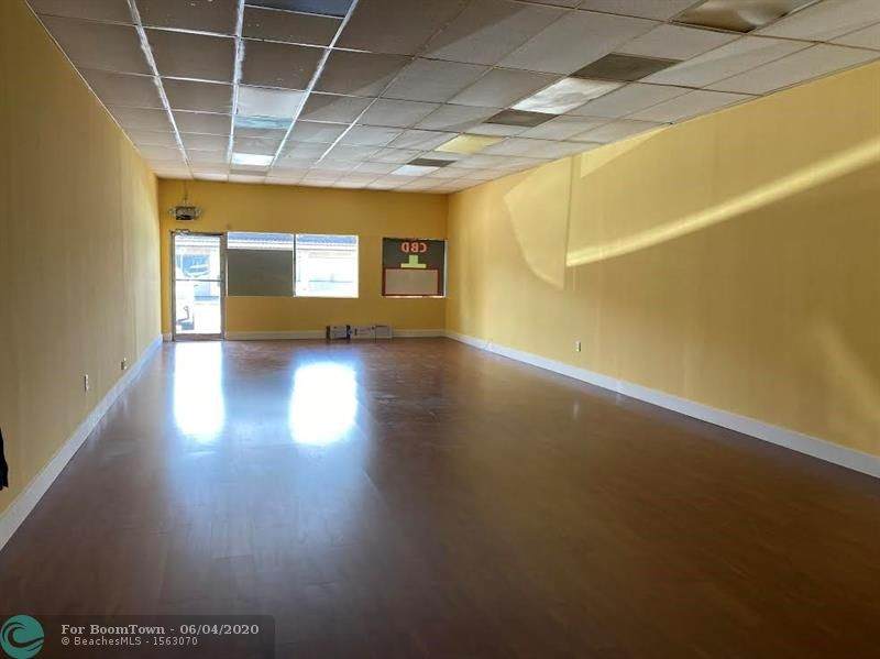 5890 Stirling Rd - Photo 1