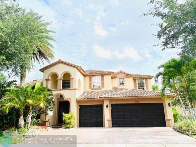 19159 Hibiscus St - Photo 1