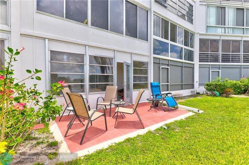 1013 Oakridge A - Photo 1