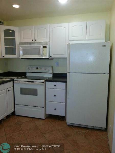 9920 68th Pl - Photo 1