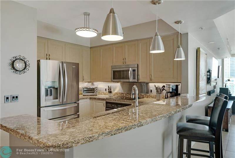 350 2nd St - Photo 1