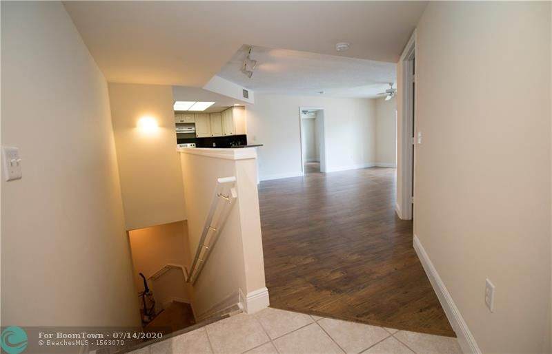 2119 10th Ave - Photo 1
