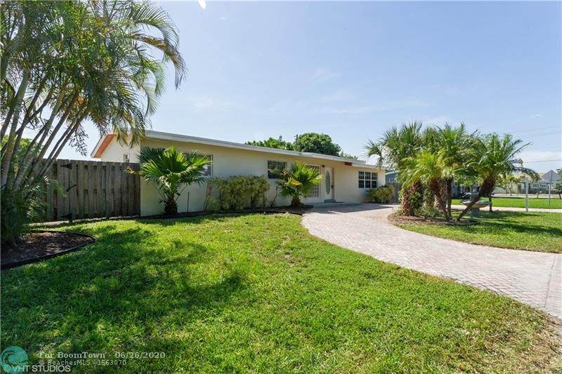 2833 3RD AVE - Photo 1