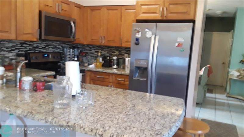 18960 19th St - Photo 1
