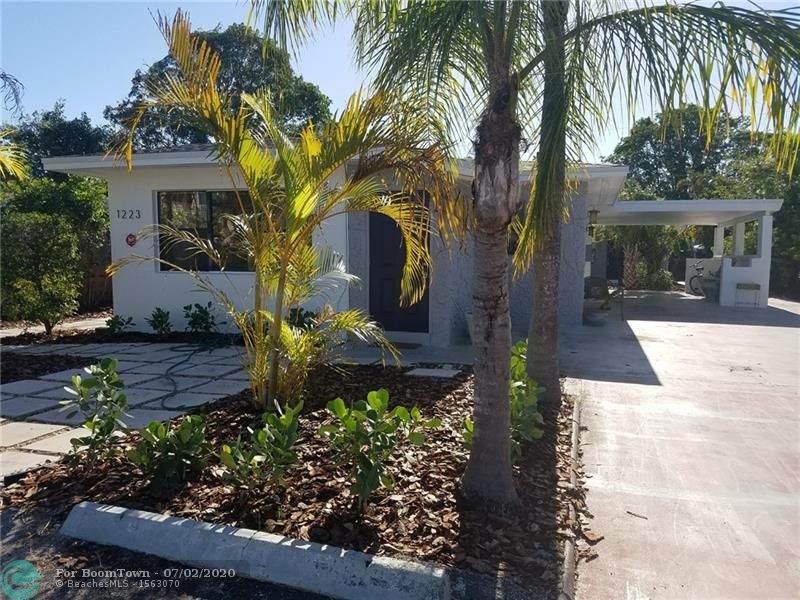 1223 18th Ave - Photo 1