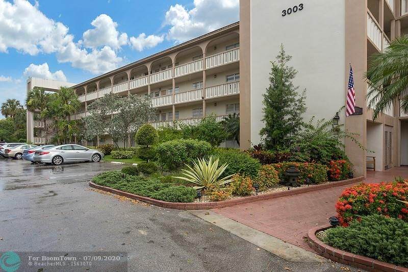 3003 Portofino Isle - Photo 1