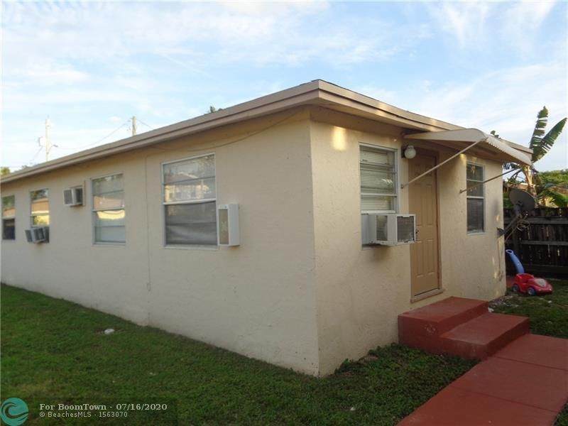 1351 44th Ter - Photo 1