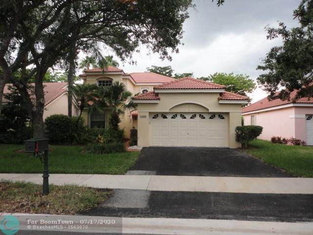 1328 Bayview Cir - Photo 1