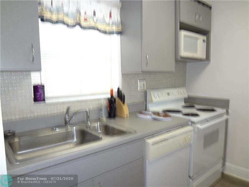 6507 Winfield Blvd - Photo 1