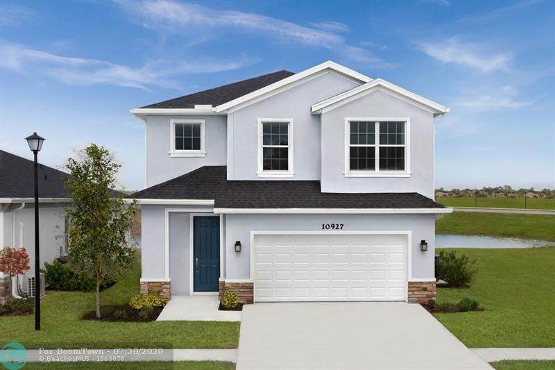 10915 Robbia Way - Photo 1