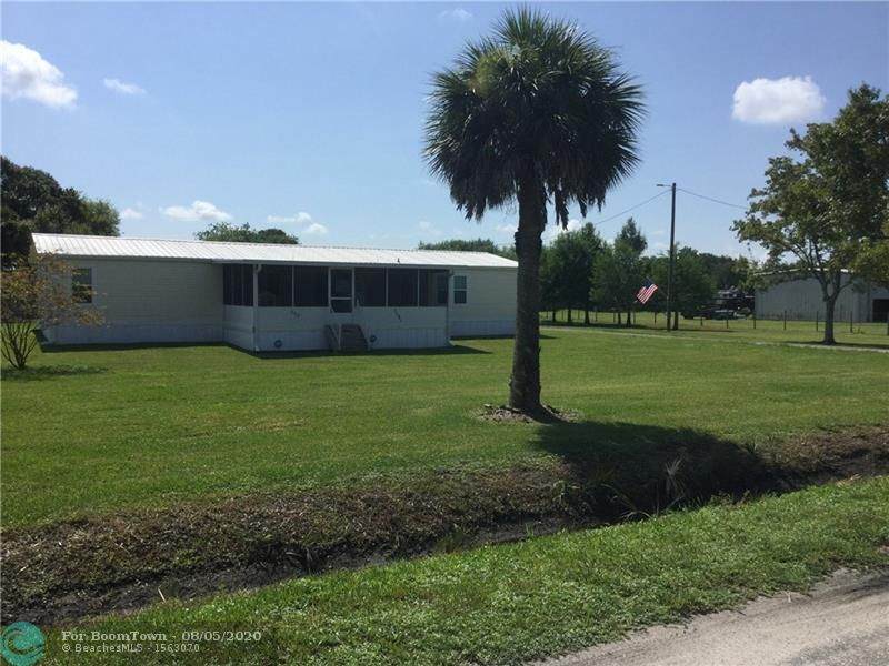 1121 Pony Place - Photo 1