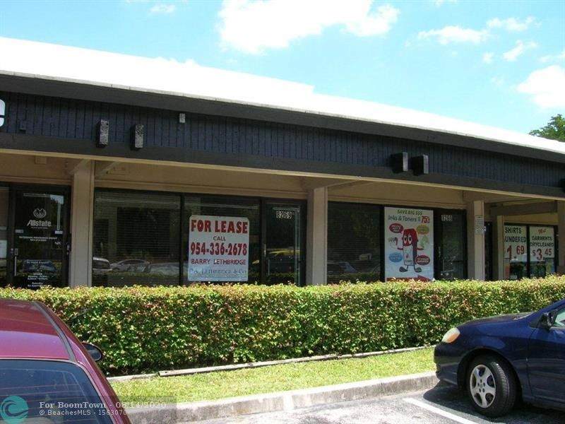 8269 Broward Blvd - Photo 1
