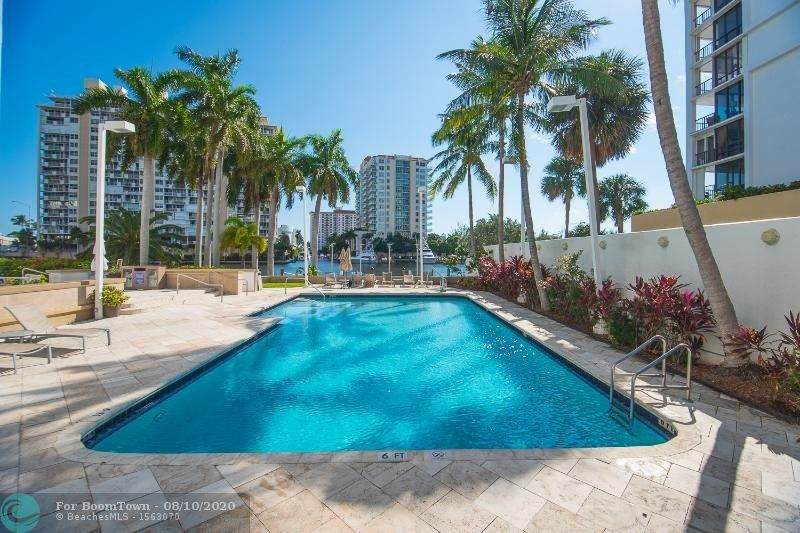 2670 Sunrise Blvd - Photo 1