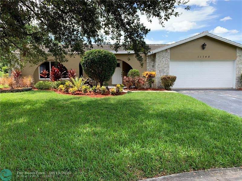 11748 28th Ct - Photo 1