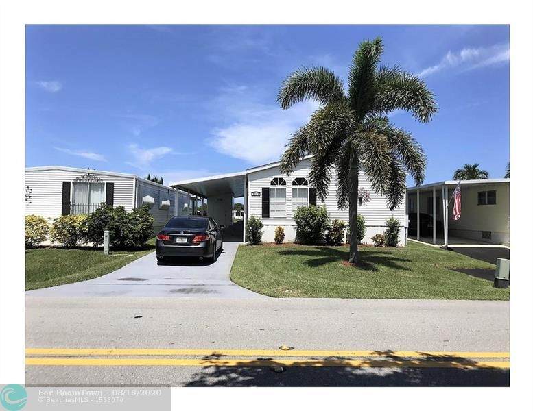 3079 Lakeshore Dr - Photo 1