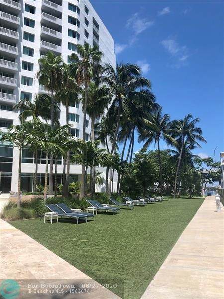 2670 E Sunrise Blvd - Photo 1